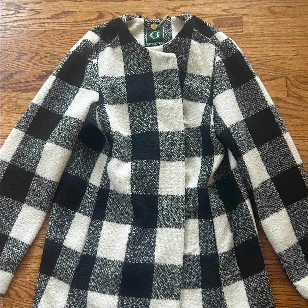 C. Wonder Black and White Checkered Coat Size Small - Picture 2 of 10